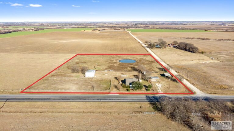 03 8950 State Hwy 171 N drone lot lines scaled 1 768x431