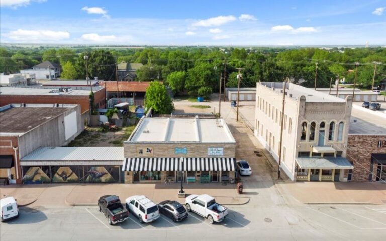 02 115 E Franklin Drone 2 850x530 1 768x479