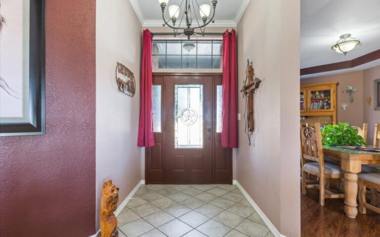 02 1624 HCR 2302 S 19 Copy 850x530 1 768x479