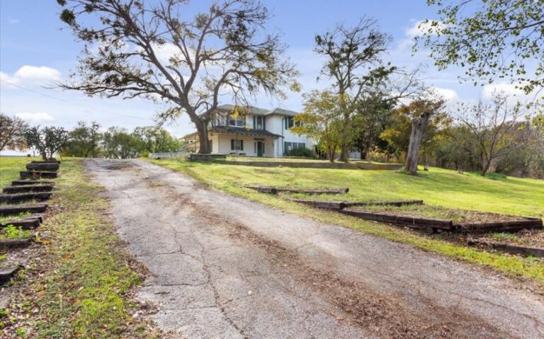 02 1900 Old Brandon Rd 4 Copy Copy 850x530 1 768x479