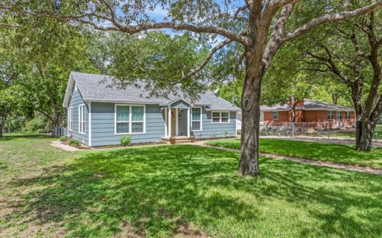 02 718 S Harrison 24 850x530 1 768x479