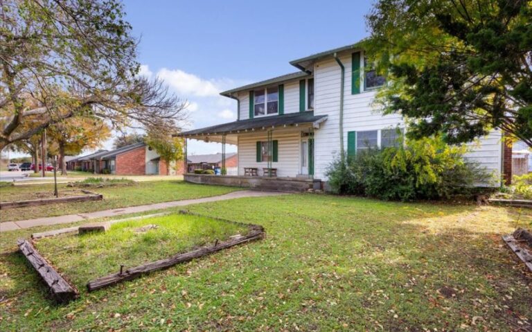 03 1900 Old Brandon Rd 3 Copy Copy 850x530 1 768x479