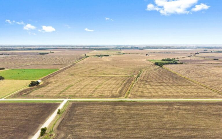 03 HCR 4358 98 acres 2 mls 850x530 1 768x479