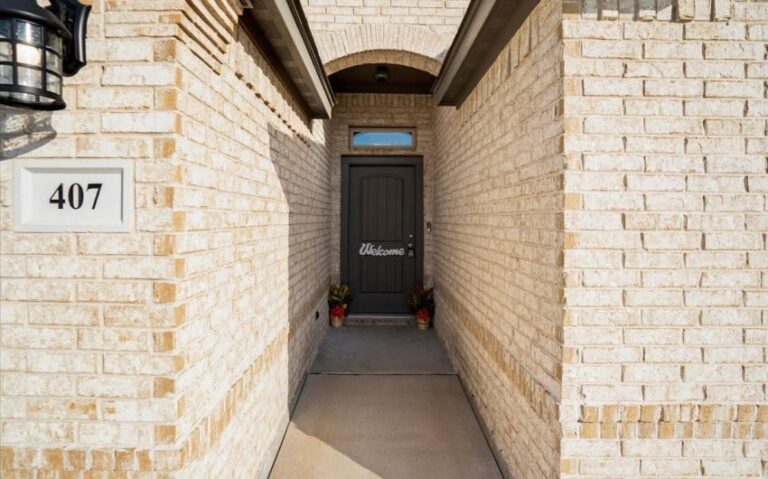 04 407 Stoneridge 3 850x530 1 768x479