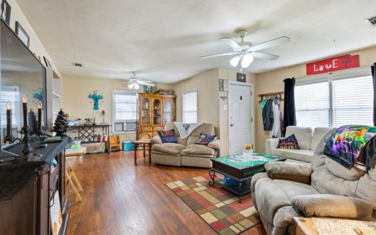 05 318 S Charles 5 mls 850x530 1 768x479