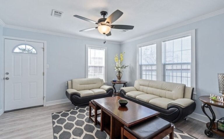 05 413 E Walnut 14 mls 850x530 1 768x479