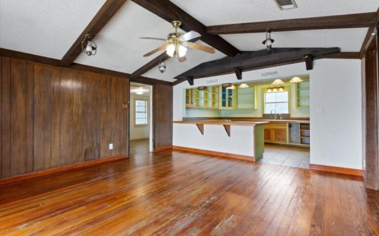 06 1900 Old Brandon Rd 14 Copy Copy 850x530 1 768x479