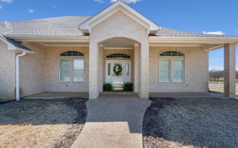 08 1001 FM 3370 34 Copy 850x530 1 768x479