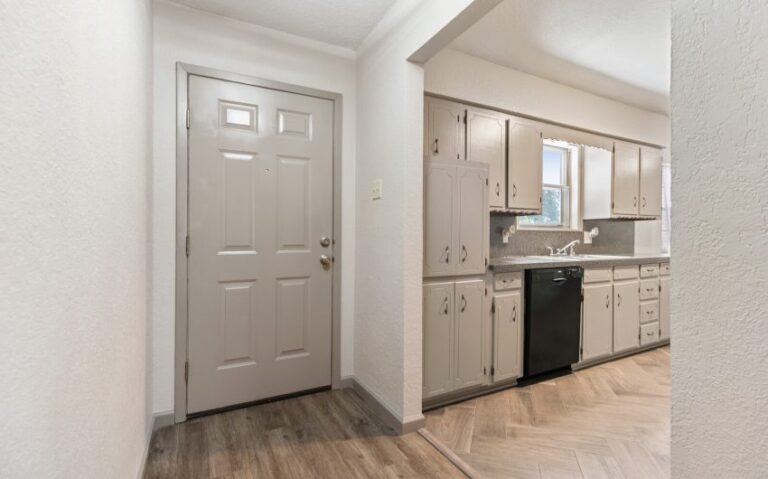 08 1001 Corsicana 8 mls 850x530 1 768x479