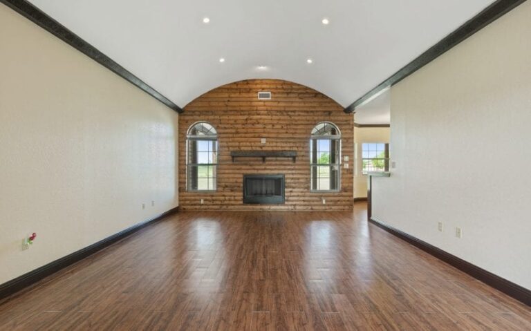 08 139 HCR 3131 8 mls 850x530 1 768x479