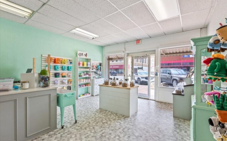 09 115 E Franklin 4 850x530 1 768x479