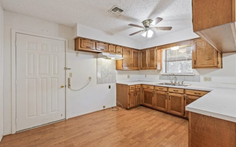 09 147 Tall Timber 17 mls 850x530 1 768x479