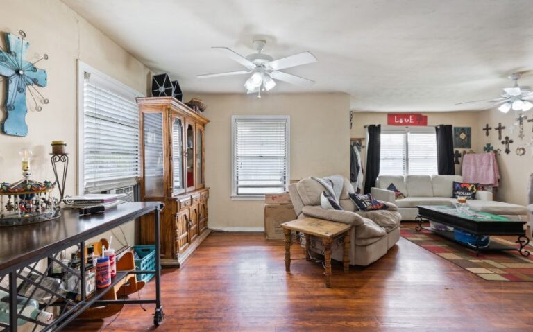 09 318 S Charles 9 mls 850x530 1 768x479