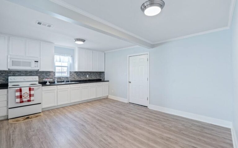 09 413 E Walnut 6 mls 850x530 1 768x479