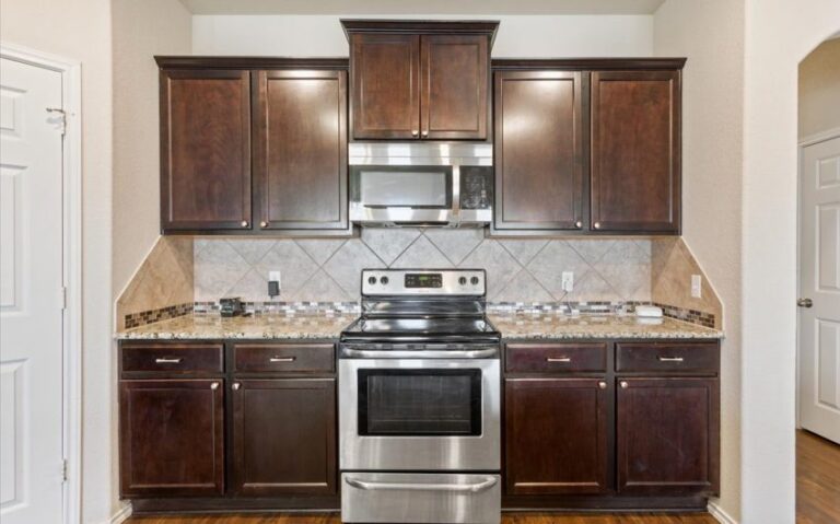 11 2820 Keathley Dr 17 850x530 1 768x479