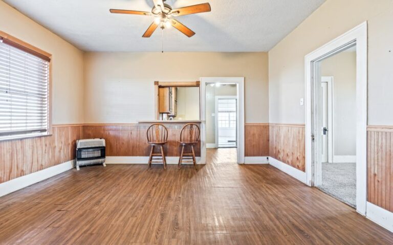 11 8950 State Hwy 171 N 14 850x530 1 768x479