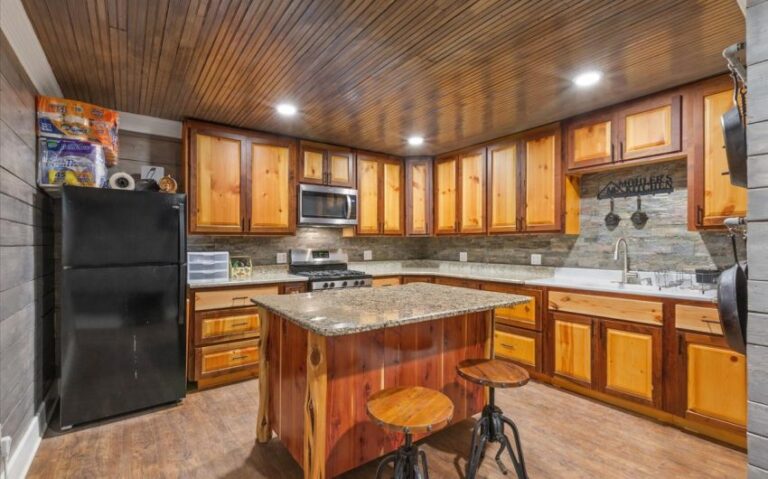 12 1624 HCR 2302 S 3 1 850x530 1 768x479