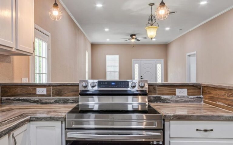 14 200 Francis St 16 850x530 1 768x479