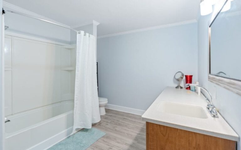 14 413 E Walnut 10 mls 850x530 1 768x479