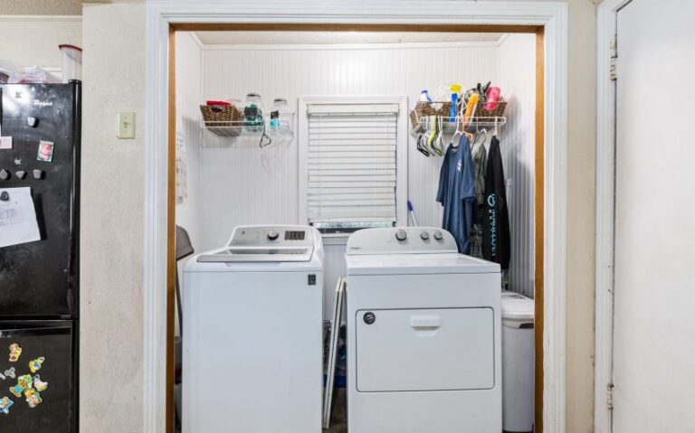 15 318 S Charles 14 mls 850x530 1 768x479