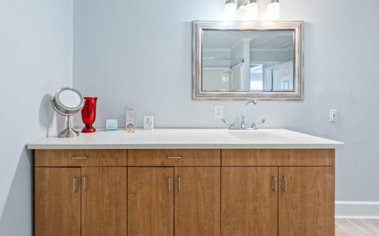 15 413 E Walnut 11 mls 850x530 1 768x479