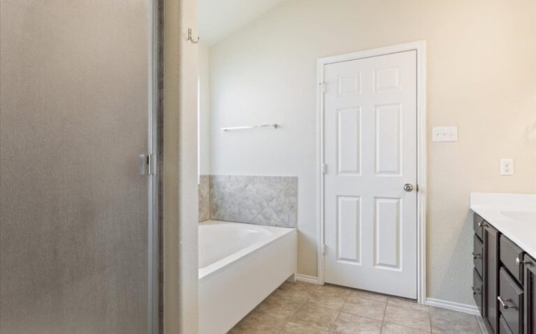 16 2820 Keathley Dr 14 850x530 1 768x479