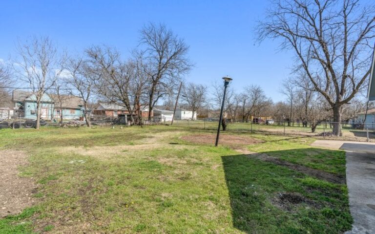 17 413 E Walnut 17 mls 850x530 1 768x479