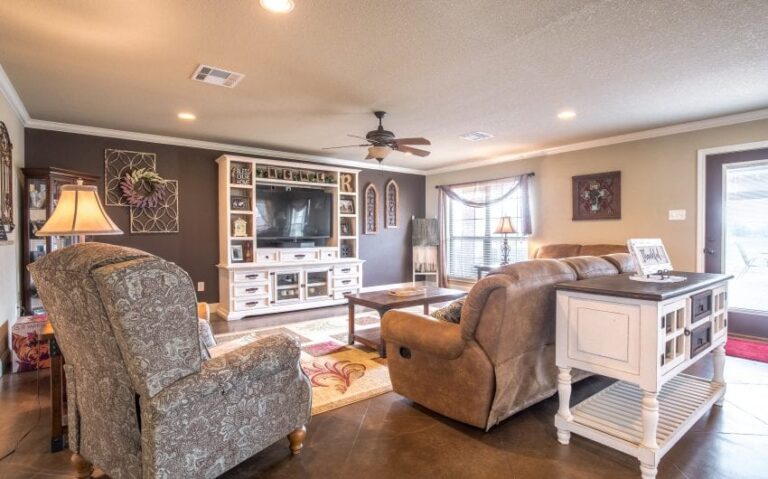 17 BN4A1535HDR 850x530 1 768x479