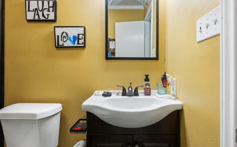 18 318 S Charles 27 mls 850x530 1 768x479