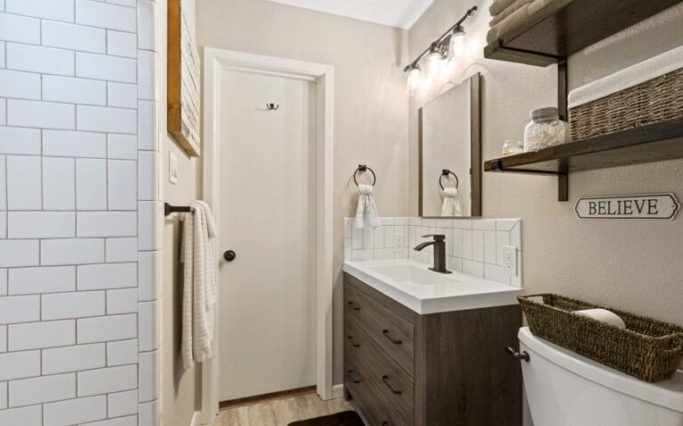 18 520 N Abbott 16 mls 850x530 1 768x479