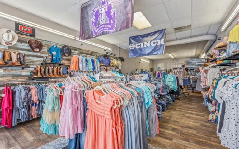 19 115 E Franklin 17 850x530 1 768x479