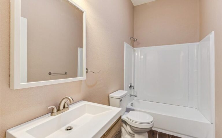 19 200 Francis St 20 850x530 1 768x479