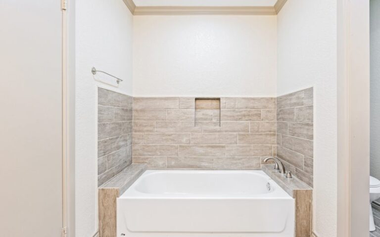 19 232 HCR 4263 16 mls 850x530 1 768x479