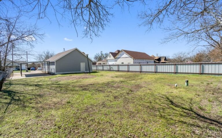 19 413 E Walnut 19 mls 850x530 1 768x479