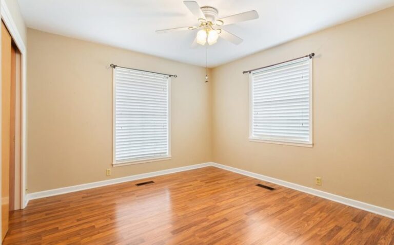 21 1016 E Franklin St 16 850x530 1 768x479