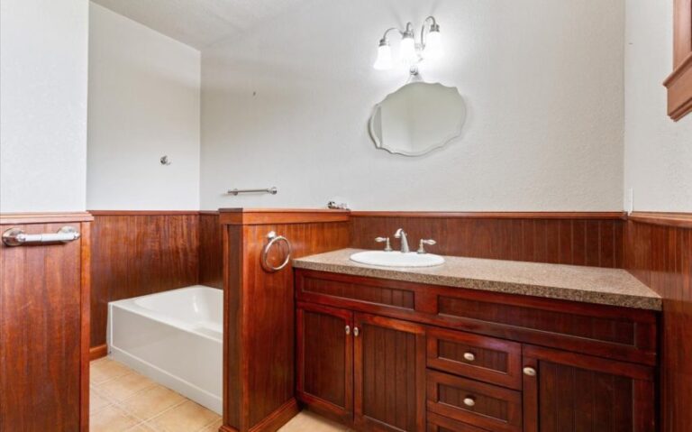 22 1900 Old Brandon Rd 34 Copy 850x530 1 768x479