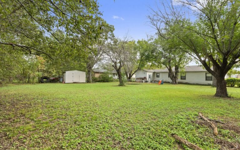 24 318 S Charles 19 mls 850x530 1 768x479