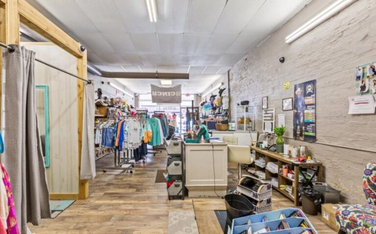 25 115 E Franklin 20 850x530 1 768x479