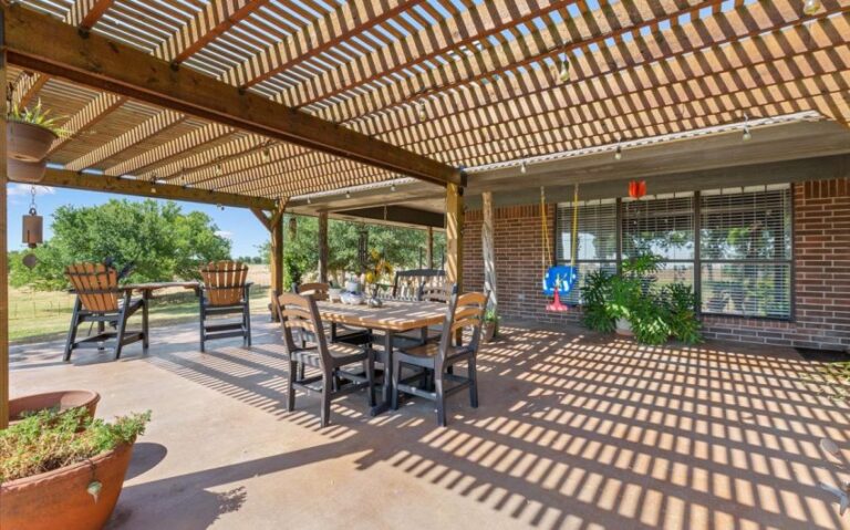 25 1624 HCR 2302 S 39 1 850x530 1 768x479