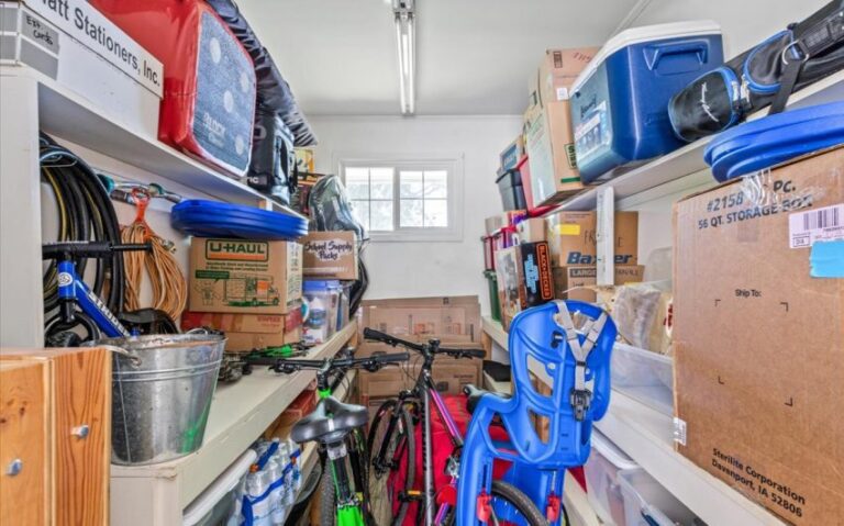 26 320 Carr St 29 850x530 1 768x479