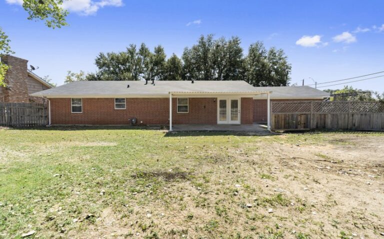 27 1001 Corsicana 28 mls 850x530 1 768x479