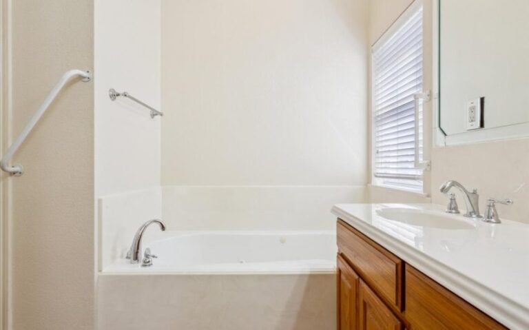 30 1001 FM 3370 26 850x530 1 768x479