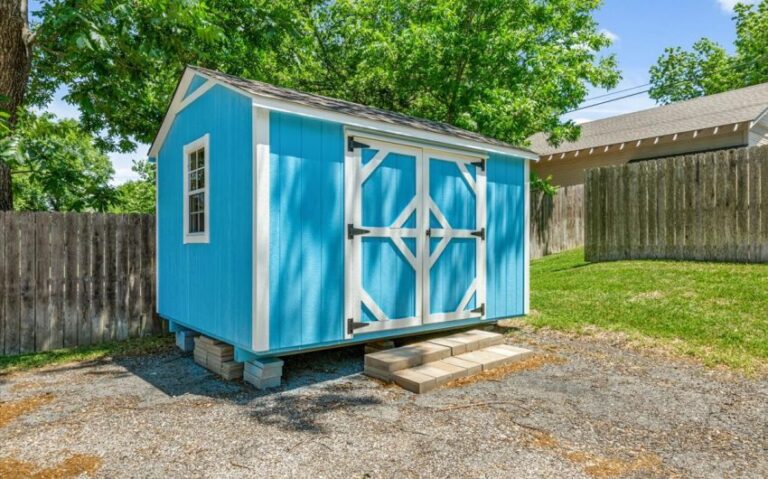 31 320 Carr St 25 850x530 1 768x479