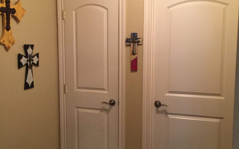 311 HCR 3110 doors to panty and utility room e1506032594302 768x479