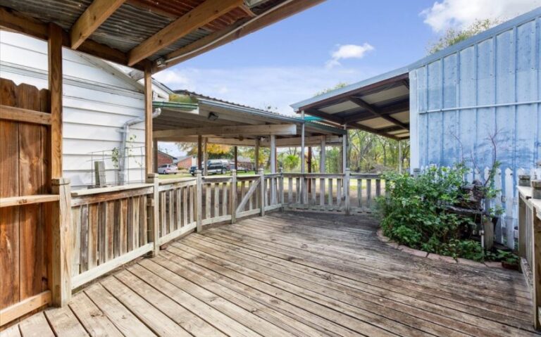 33 1900 Old Brandon Rd 8 Copy 850x530 1 768x479