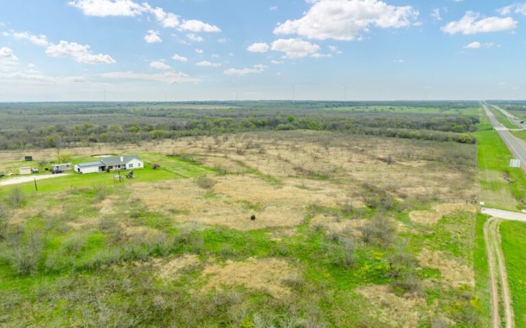 Exterior 7 850x530 1 768x479